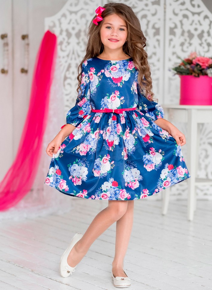 Нарядное платье с цветами